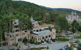 Валентина Касъл